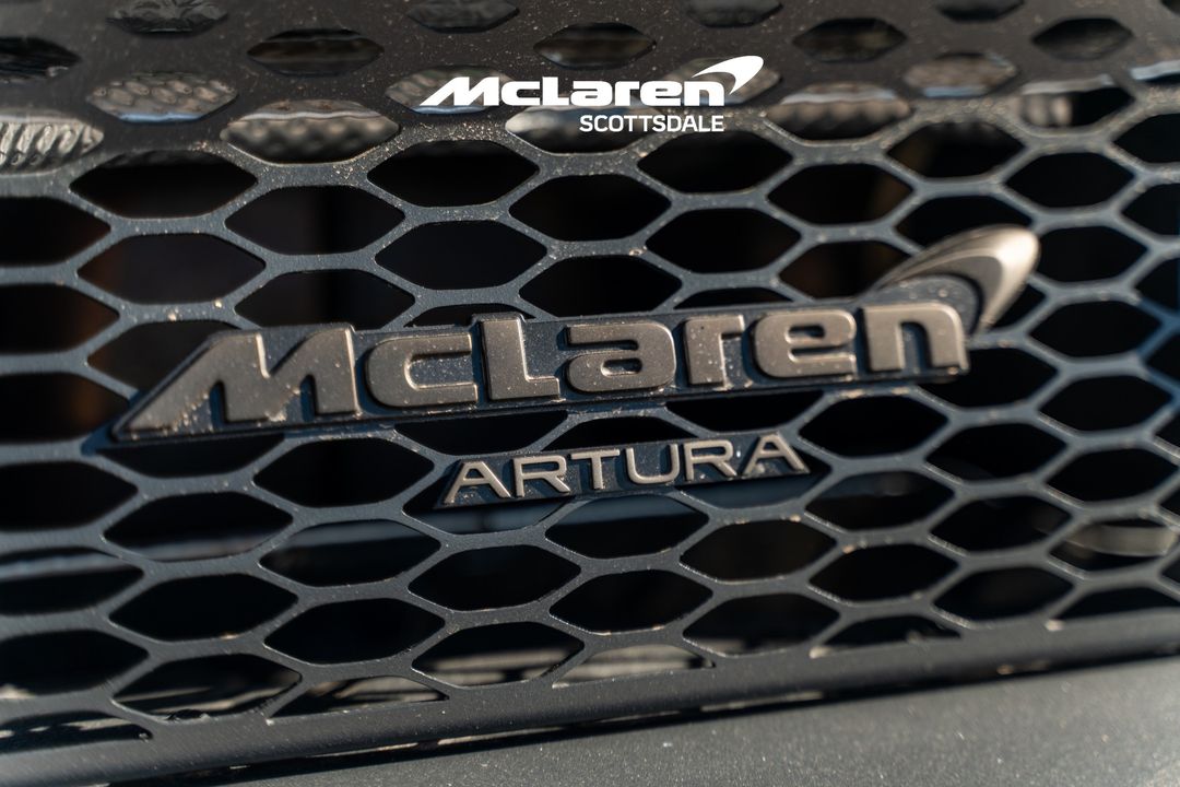 2025 MCLAREN ARTURA