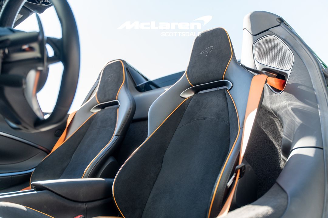 2025 MCLAREN ARTURA