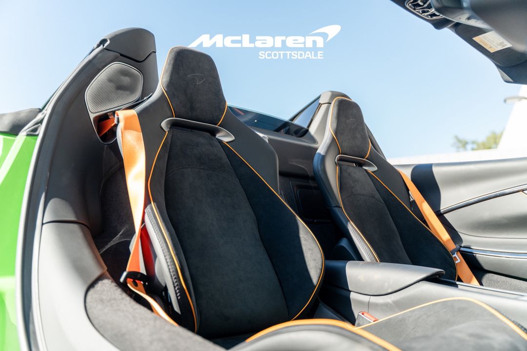 2025 MCLAREN ARTURA