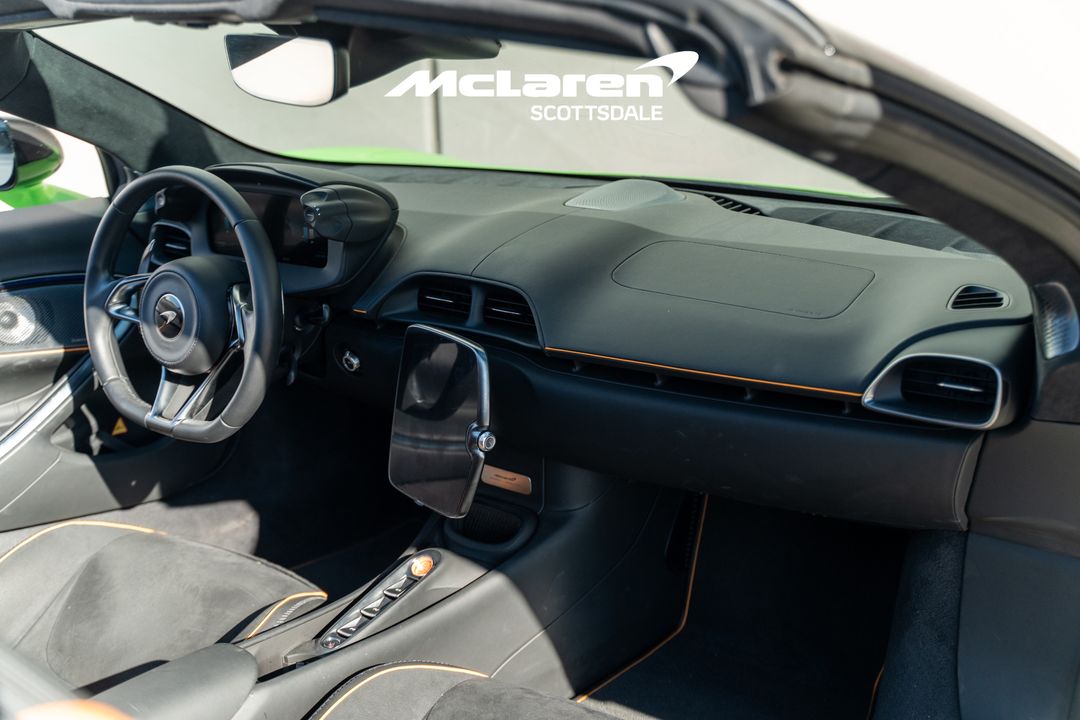 2025 MCLAREN ARTURA
