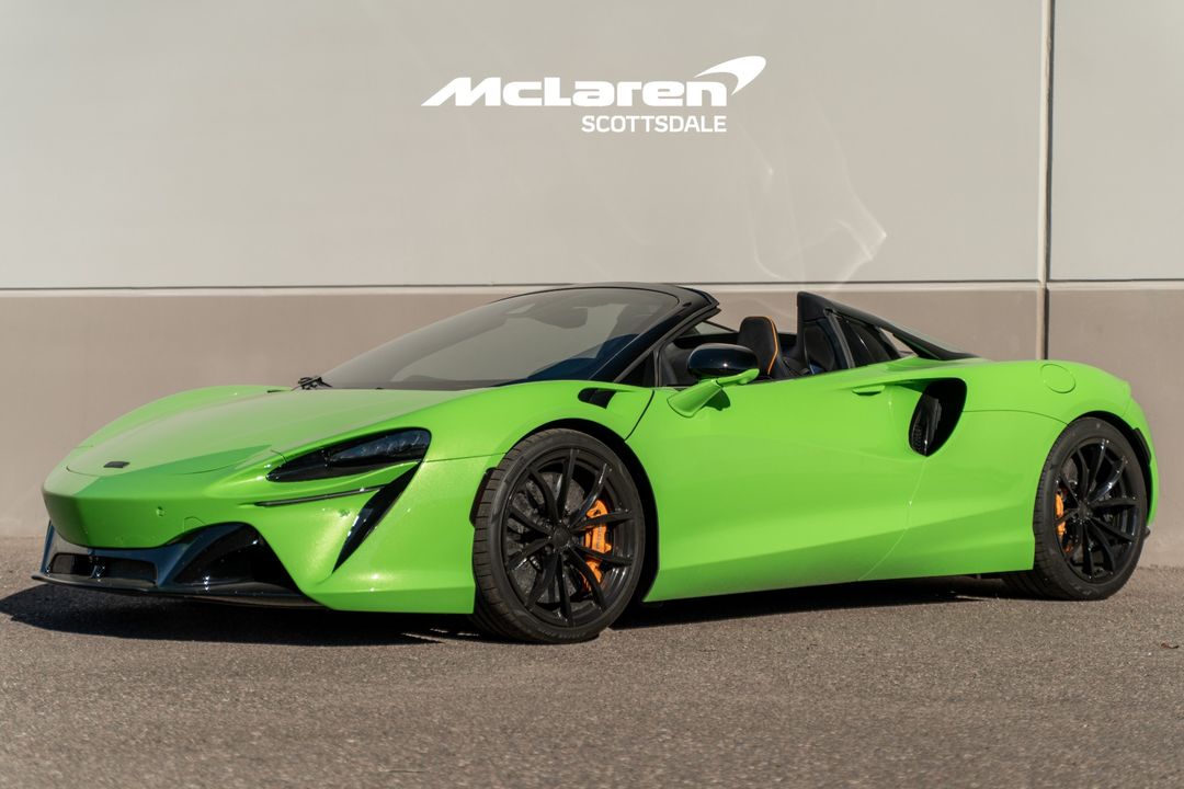 2025 MCLAREN ARTURA