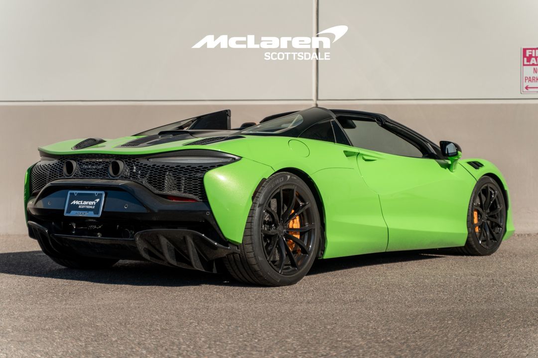 2025 MCLAREN ARTURA
