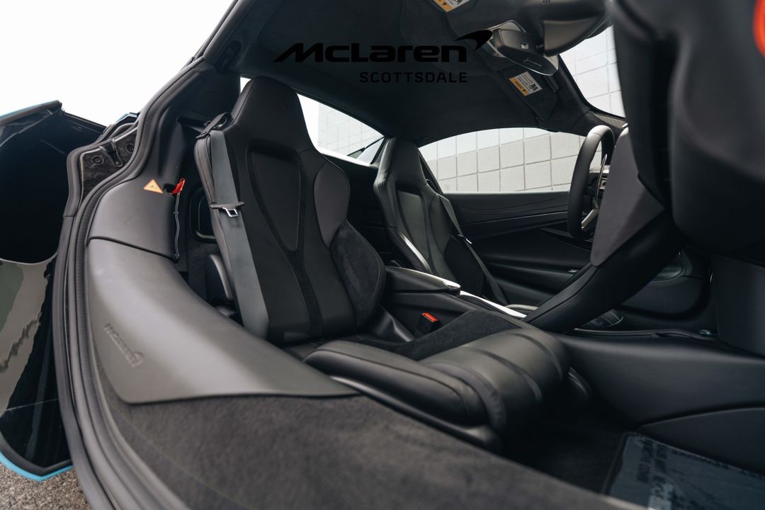 2025 MCLAREN 750S