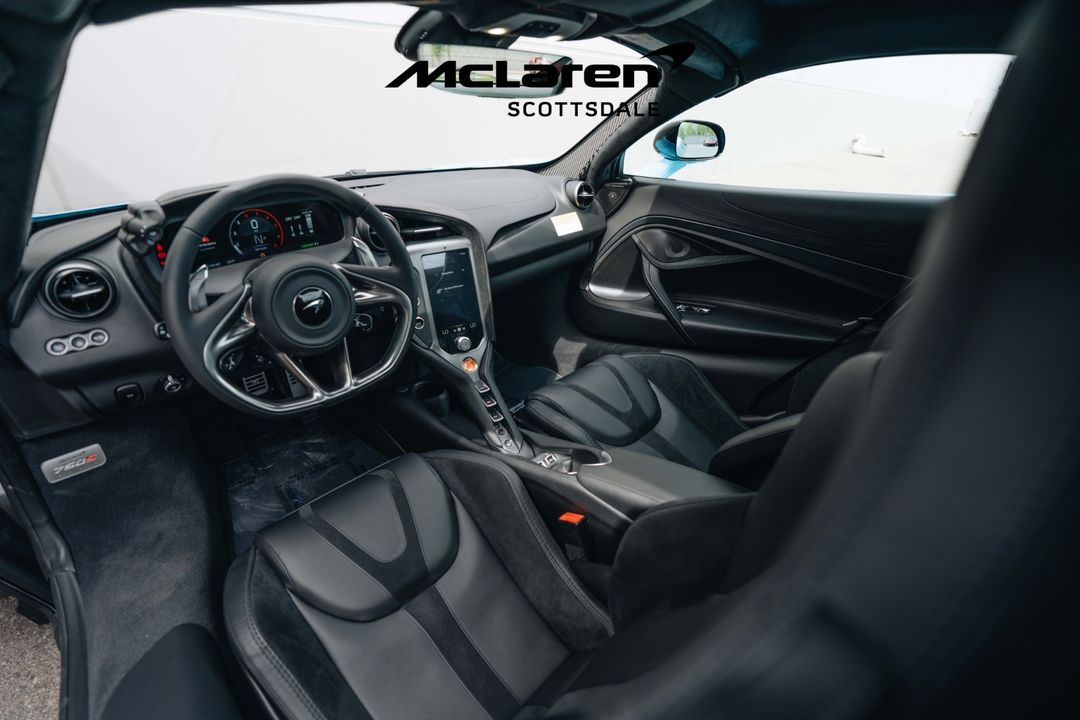 2025 MCLAREN 750S