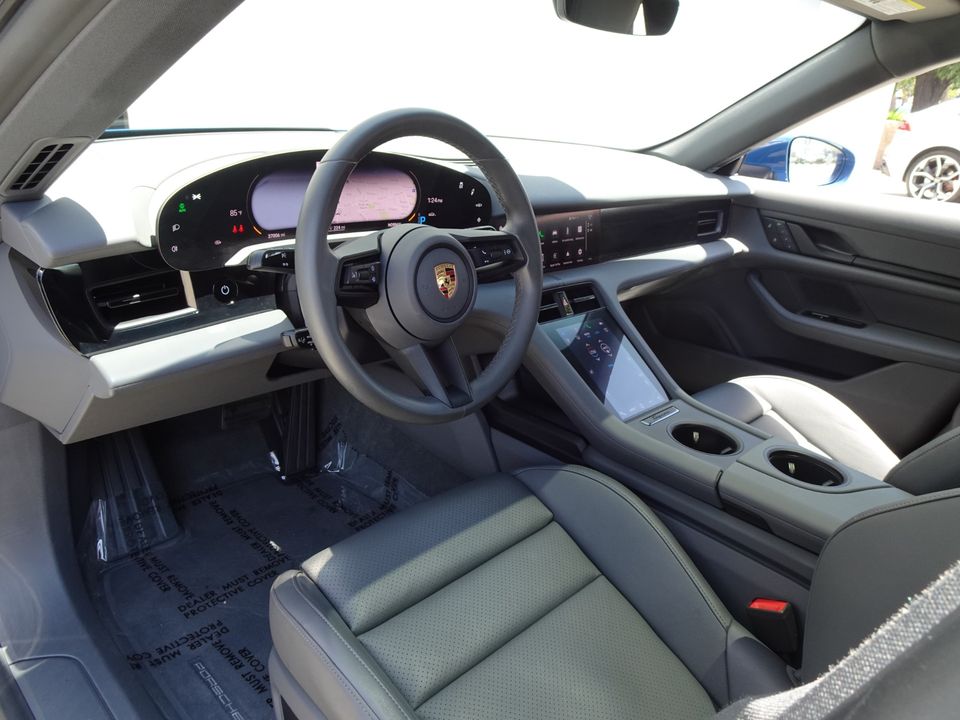 2022 Porsche Taycan