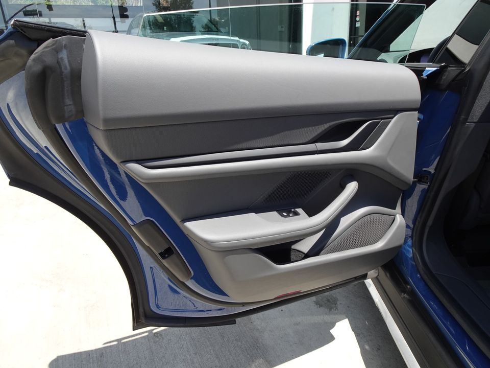 2022 Porsche Taycan