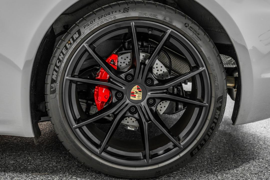 2025 Porsche 718 Cayman