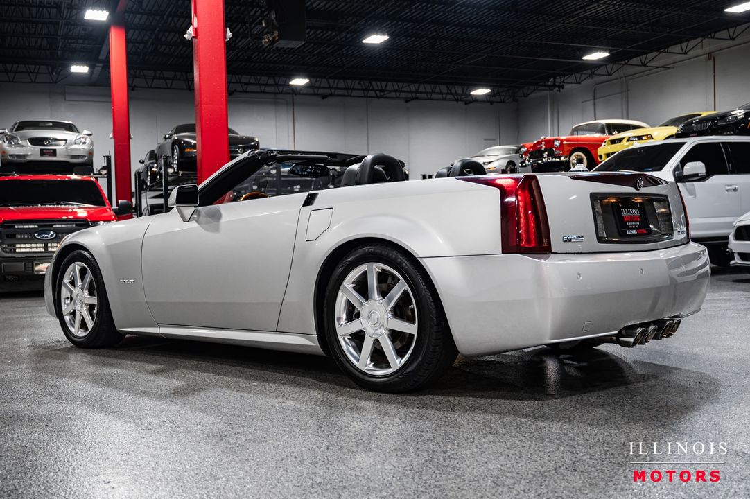 2004 Cadillac XLR