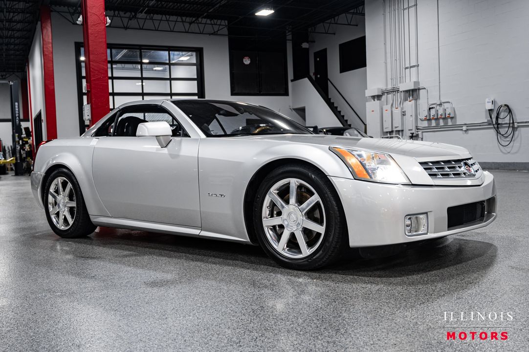 2004 Cadillac XLR