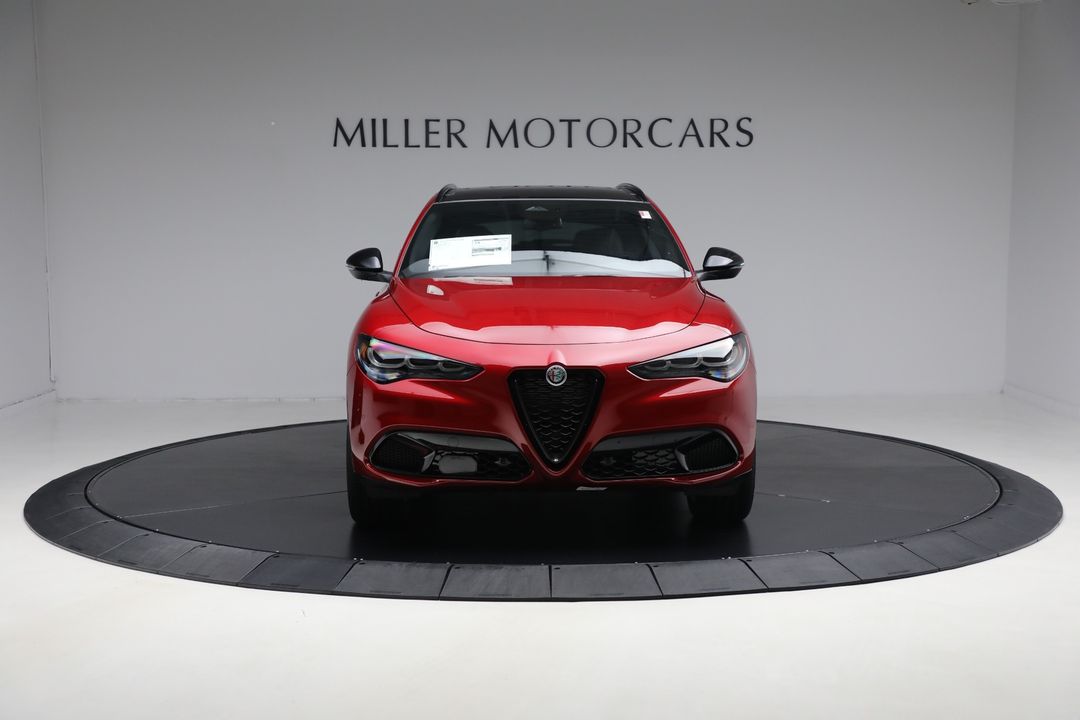 2025 Alfa Romeo Stelvio