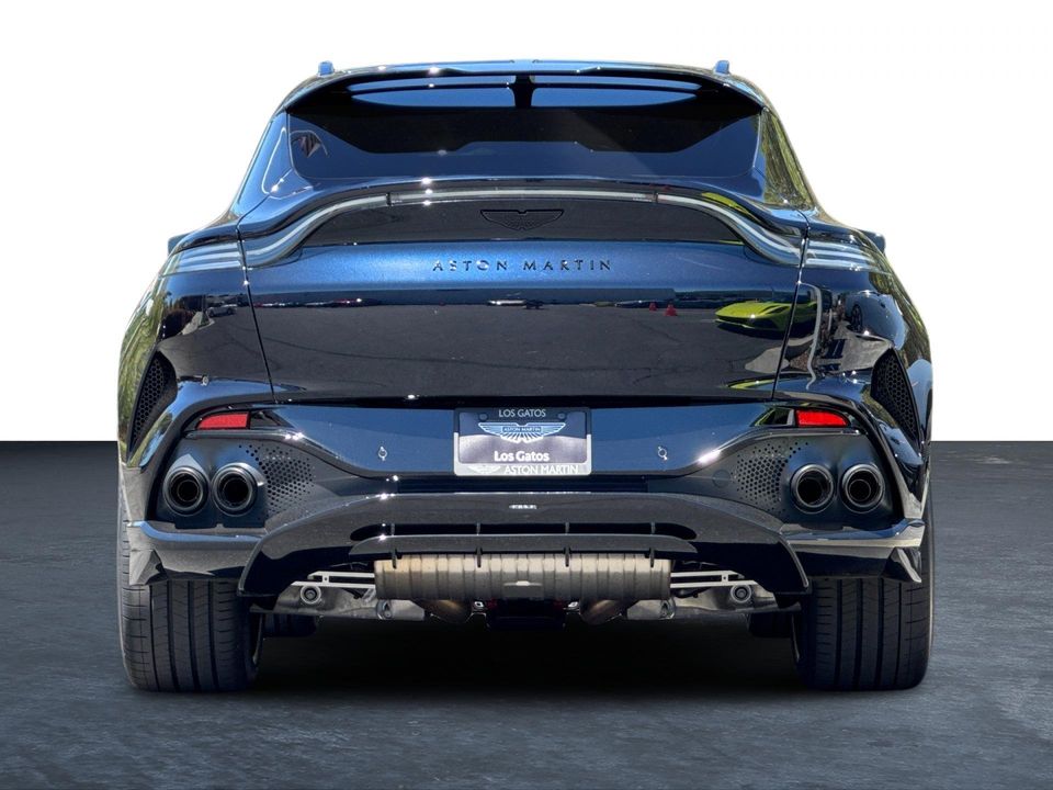 2025 Aston Martin DBX