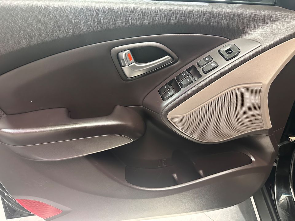 2012 Hyundai TUCSON