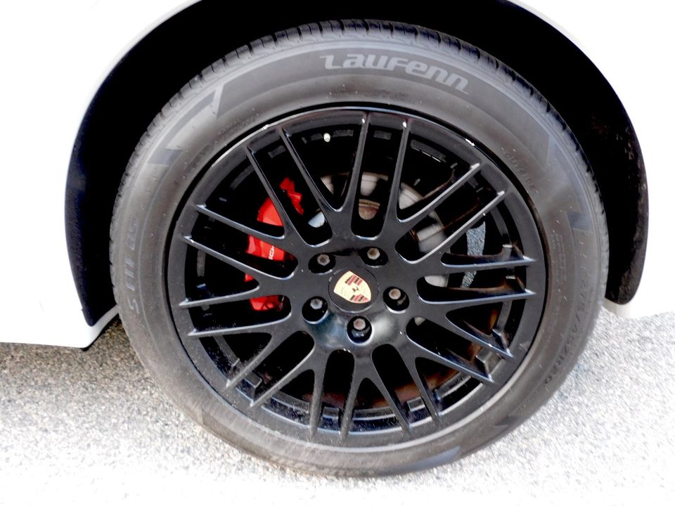 2014 Porsche Cayenne