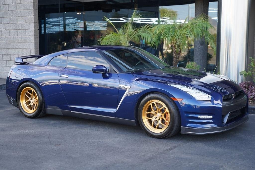 2015 Nissan GT-R