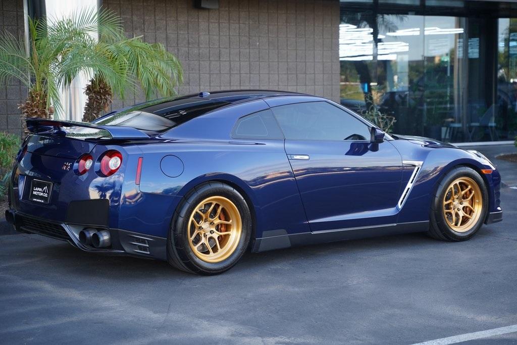 2015 Nissan GT-R