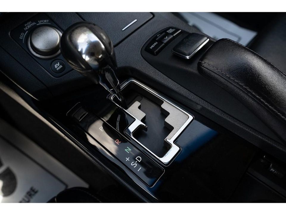 2014 Lexus ES 300h
