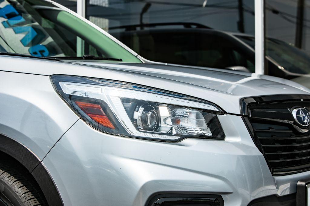 2019 SUBARU FORESTER
