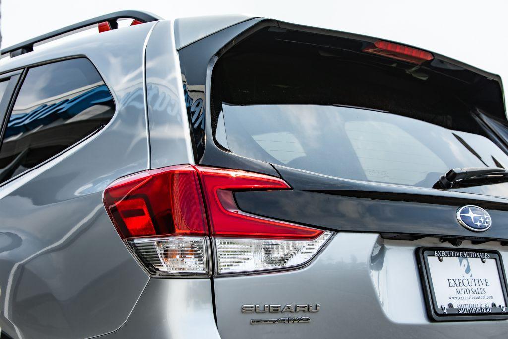 2019 SUBARU FORESTER