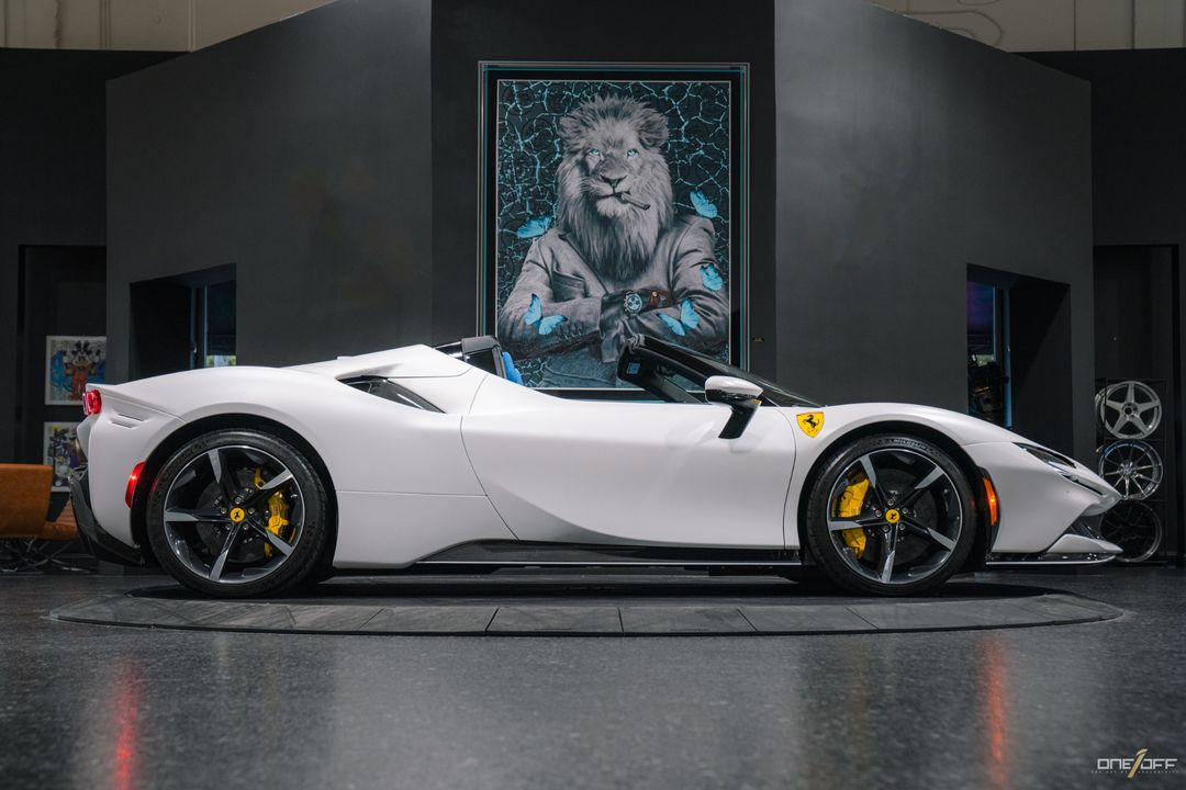 2022 Ferrari SF90 Spider