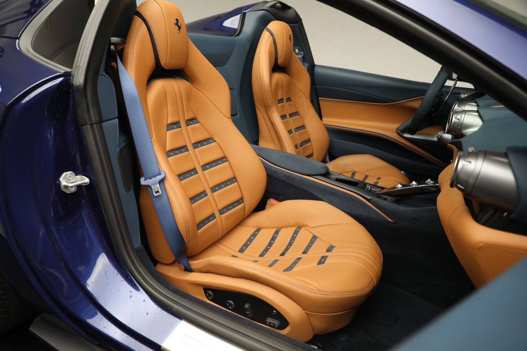 2023 Ferrari 812 GTS