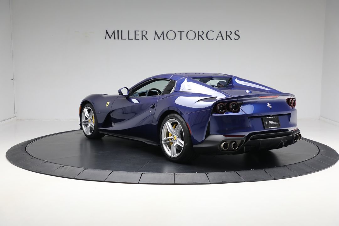 2023 Ferrari 812 GTS