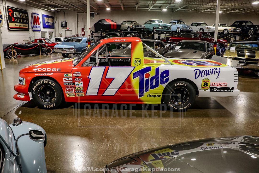 2002 Dodge Nascar