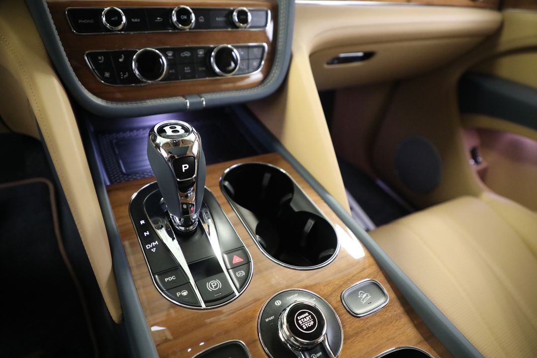 2023 Bentley Bentayga