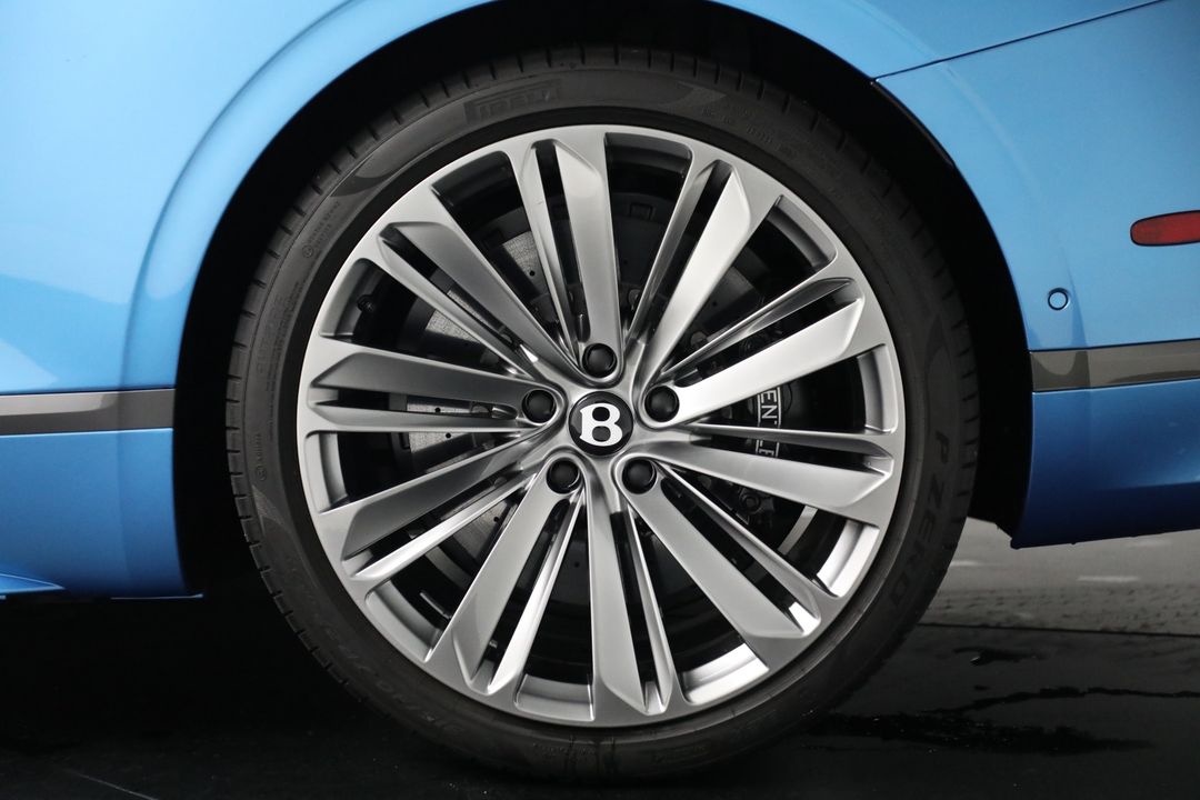 2025 Bentley Continental