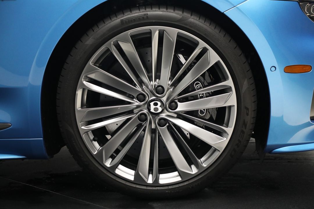 2025 Bentley Continental