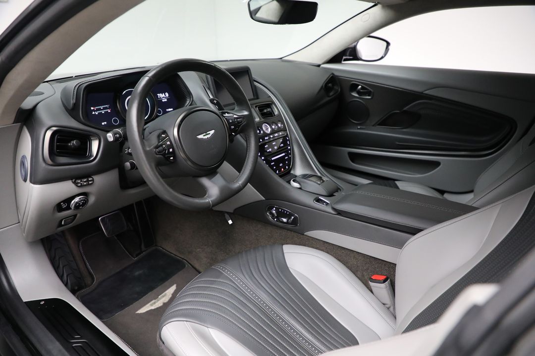2019 Aston Martin DB11