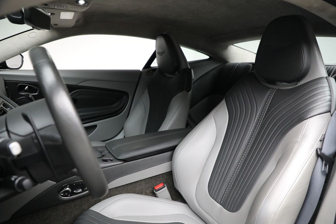 2019 Aston Martin DB11