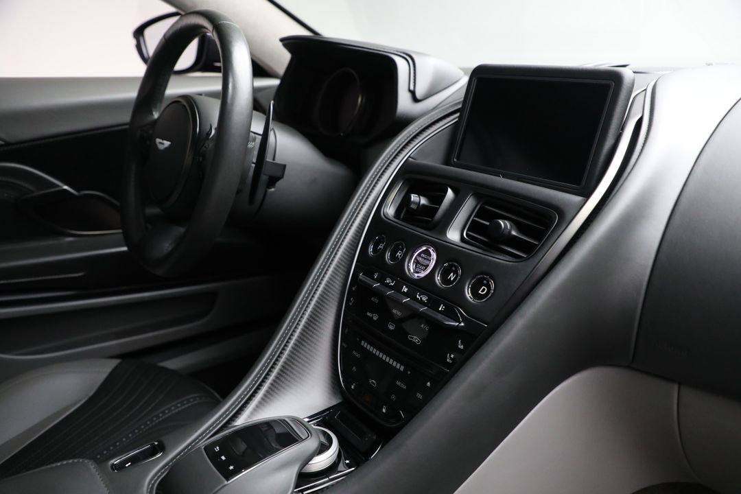 2019 Aston Martin DB11