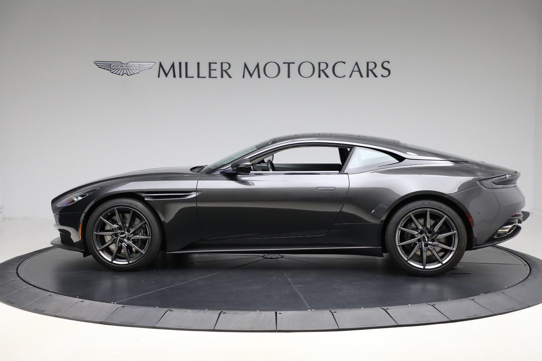 2019 Aston Martin DB11