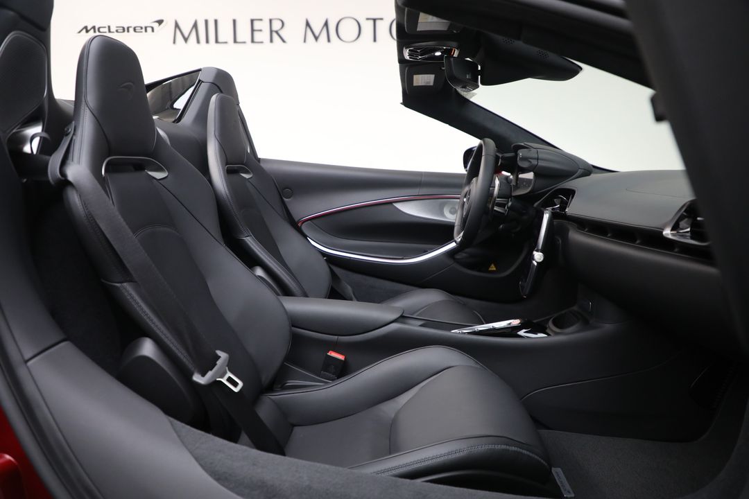 2025 McLaren Artura Spider