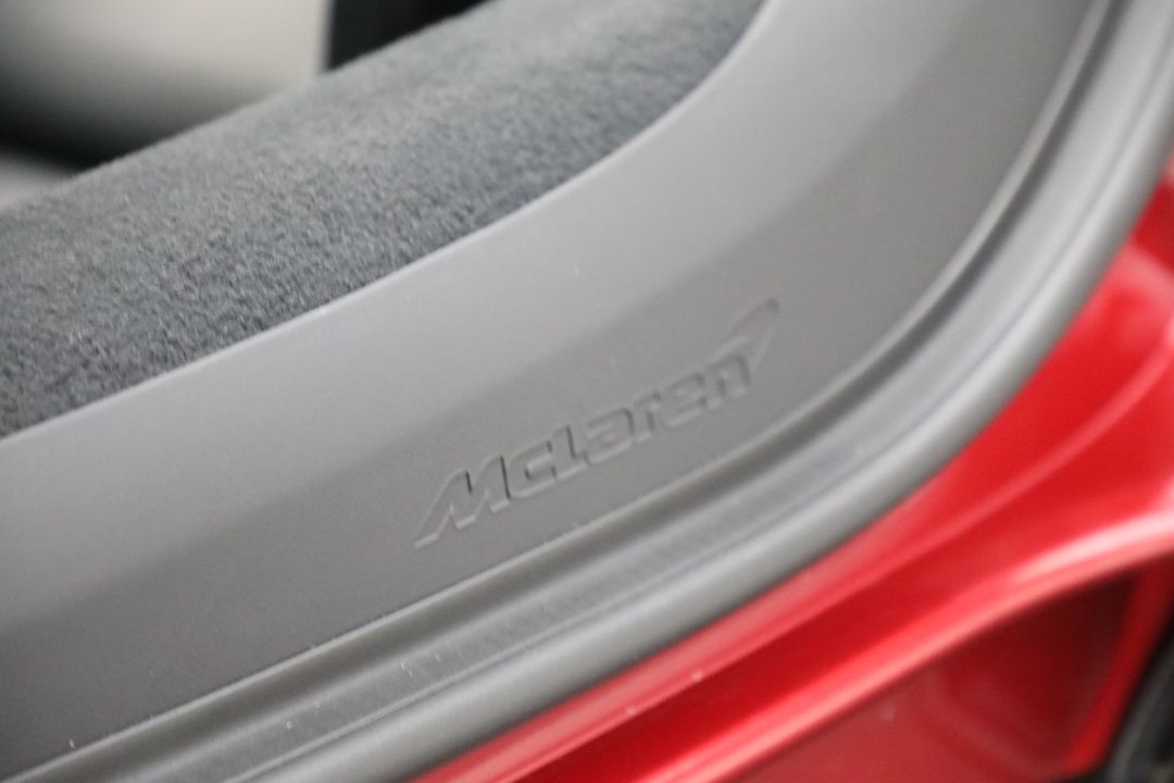 2025 McLaren Artura Spider