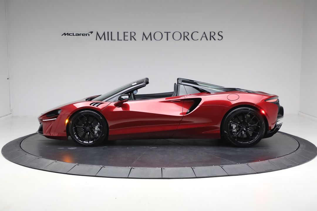 2025 McLaren Artura Spider