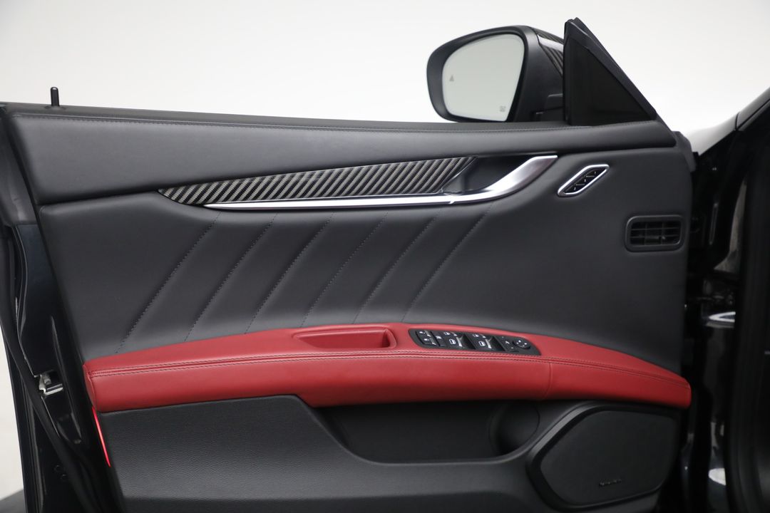 2022 Maserati Ghibli