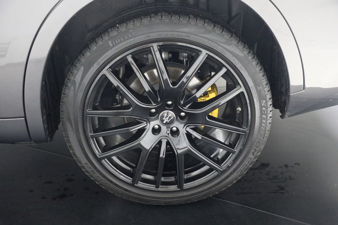 2022 Maserati Levante