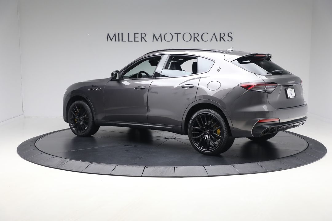 2022 Maserati Levante