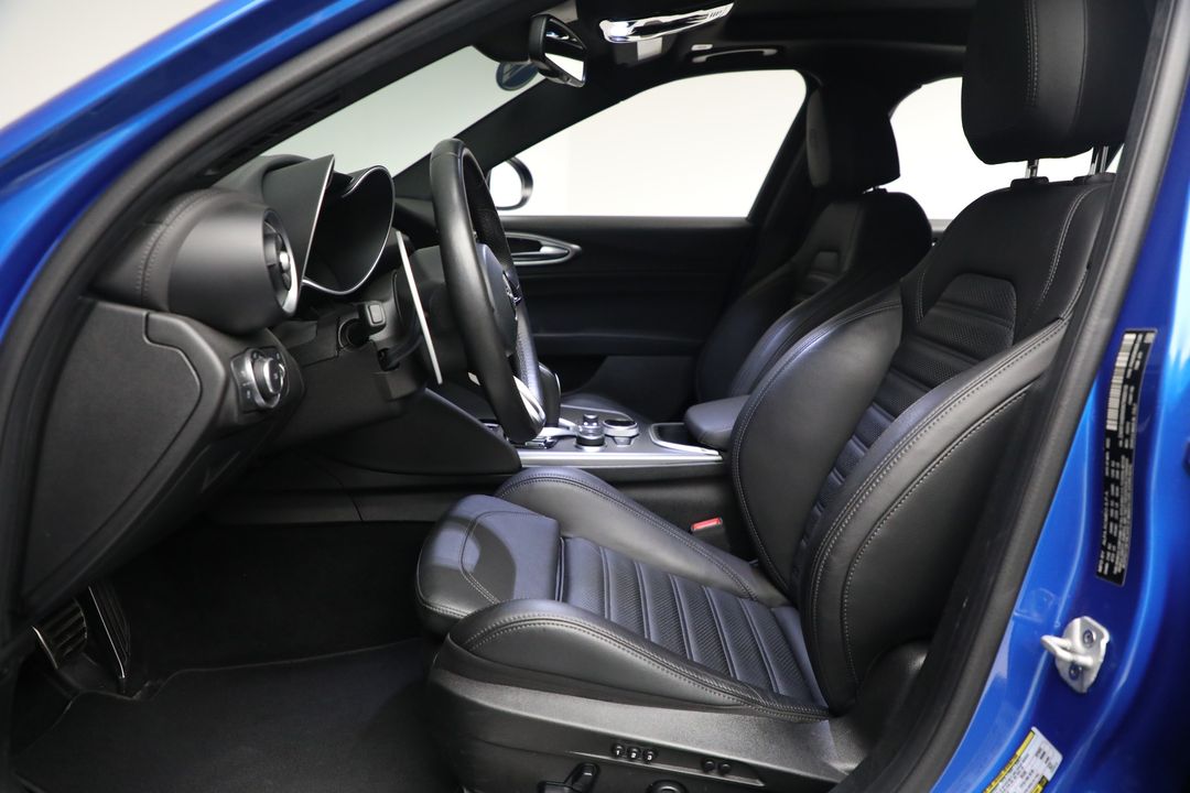 2022 Alfa Romeo Giulia