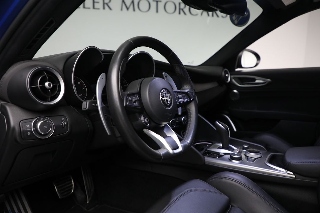 2022 Alfa Romeo Giulia