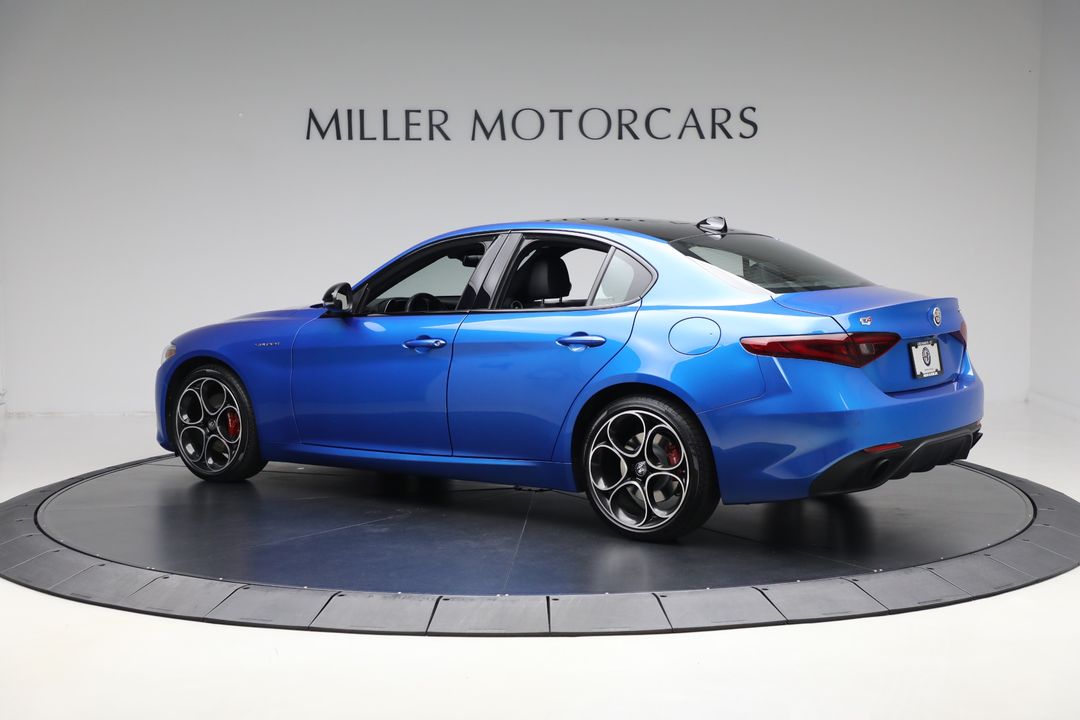 2022 Alfa Romeo Giulia