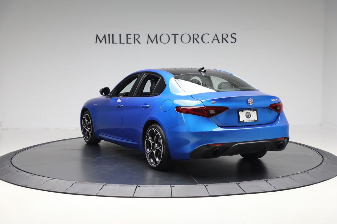 2022 Alfa Romeo Giulia