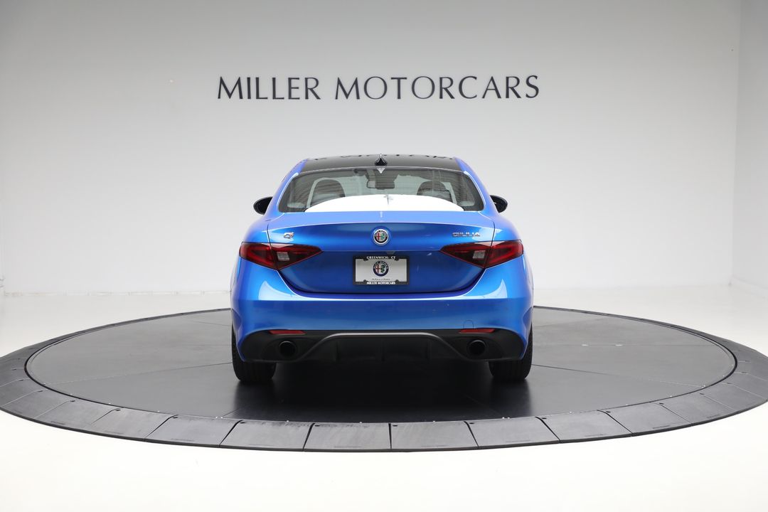 2022 Alfa Romeo Giulia