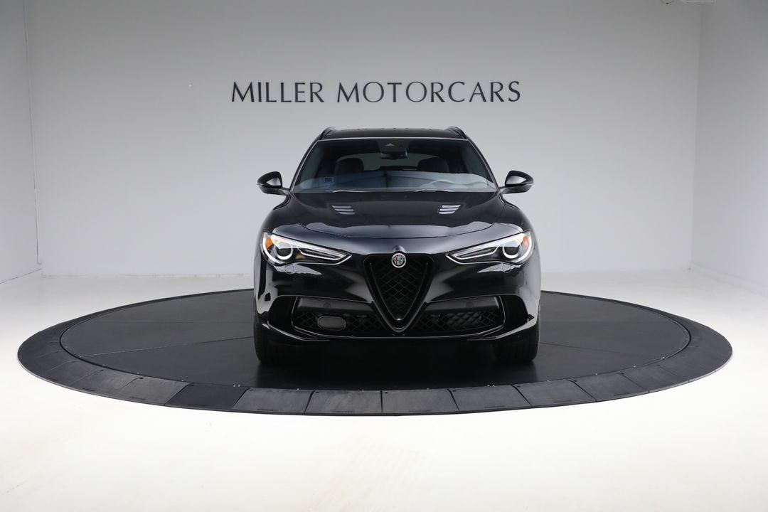 2022 Alfa Romeo Stelvio Quadrifoglio