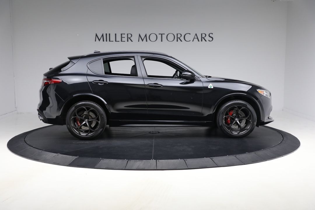 2022 Alfa Romeo Stelvio Quadrifoglio