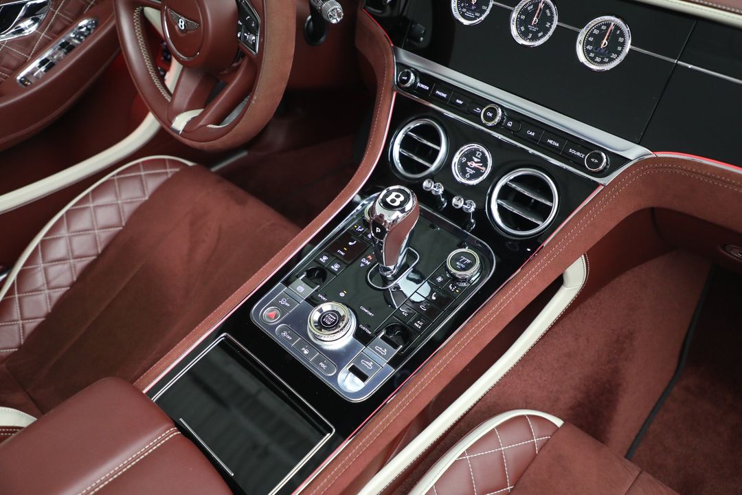 2022 Bentley Continental