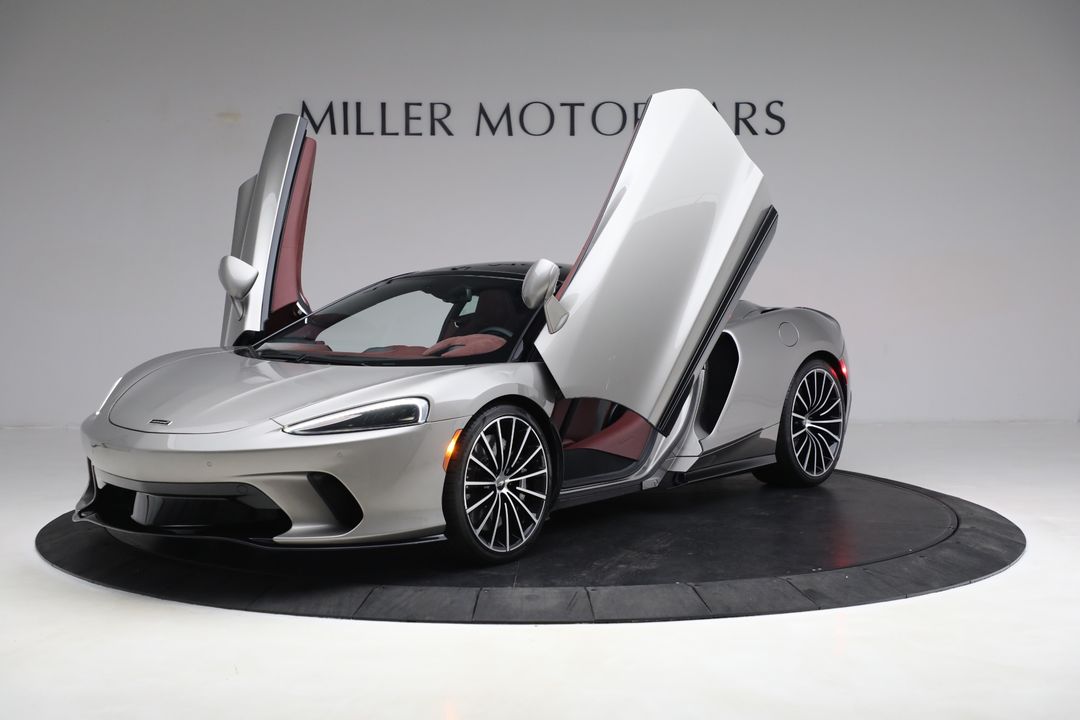 2023 McLaren GT