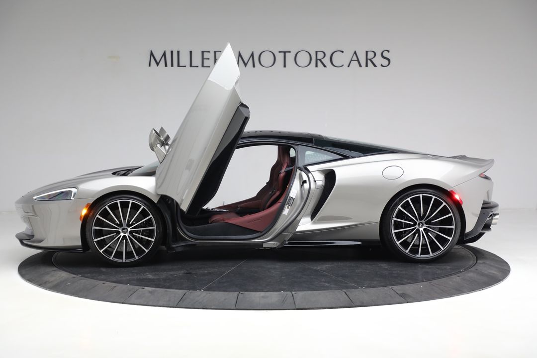 2023 McLaren GT