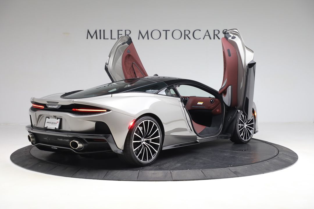 2023 McLaren GT